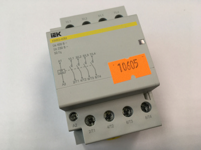 Контактор модульный IEK КМ63-40М AC/DC