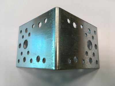 Уголок монтажный 90x90x65x1,5 мм