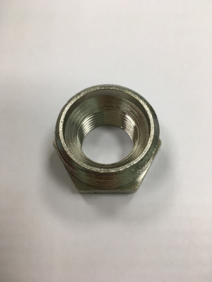 Футорка 1/2" в. x 1" н., латунная