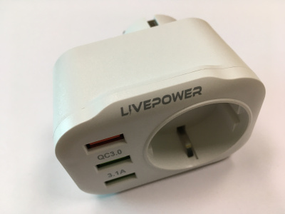 Зарядное устройство сетевое, 3USB порта, 5В/2А, 38Вт + 1 розетка